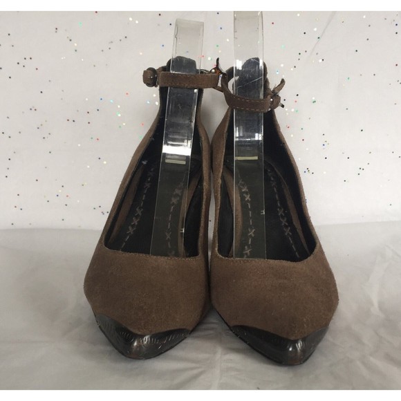 Free People Brown Suede Pointed Toe Pump Ankle Strap Metal toe heel detail! 8 M - Picture 10 of 12